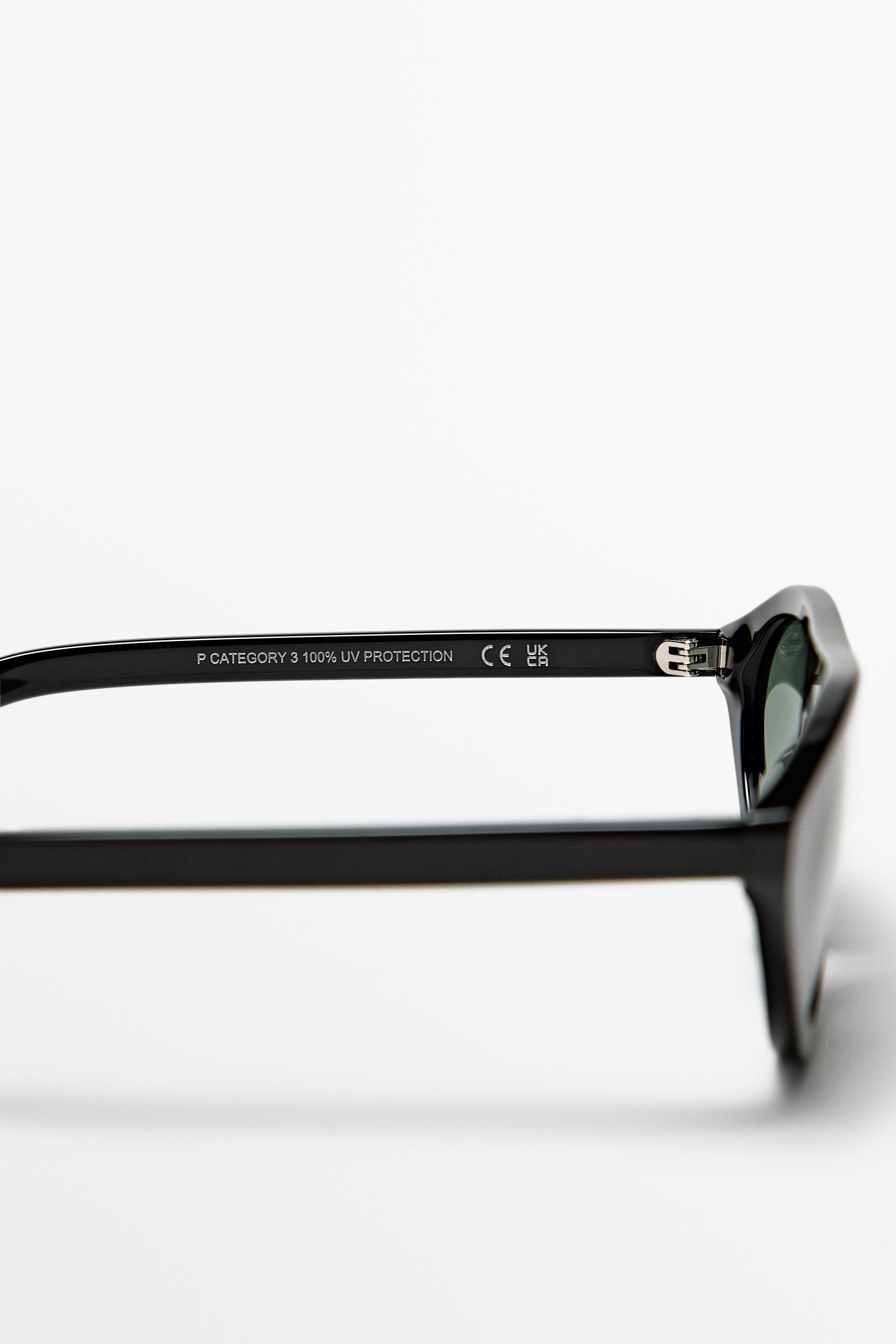Oval sunglasses